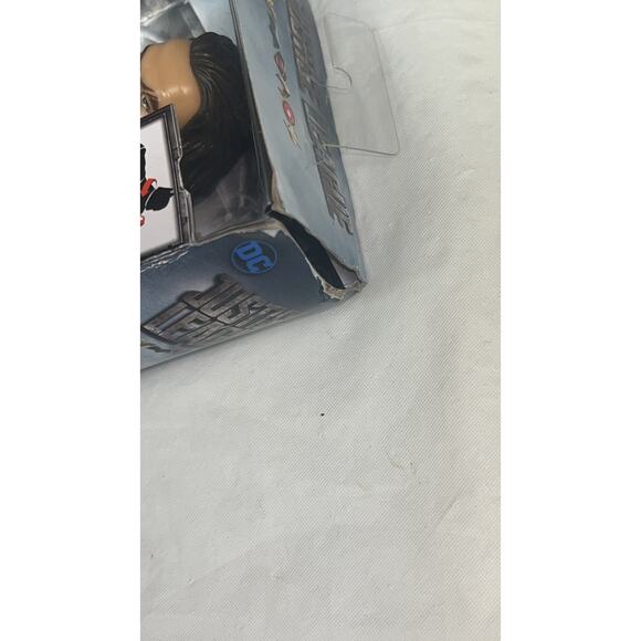 2 DC Justice League AQUAMAN & BATMAN Posable Action Figures! Never been open - Picture 16 of 16